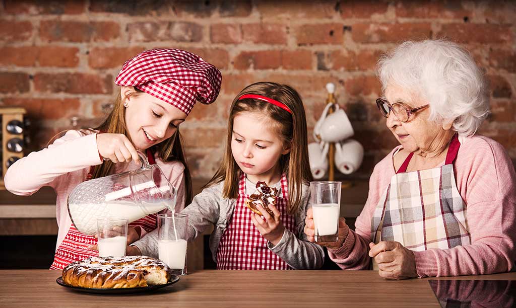 5 Ways Seniors Can Connect With Young Grandchildren - Conservatory 